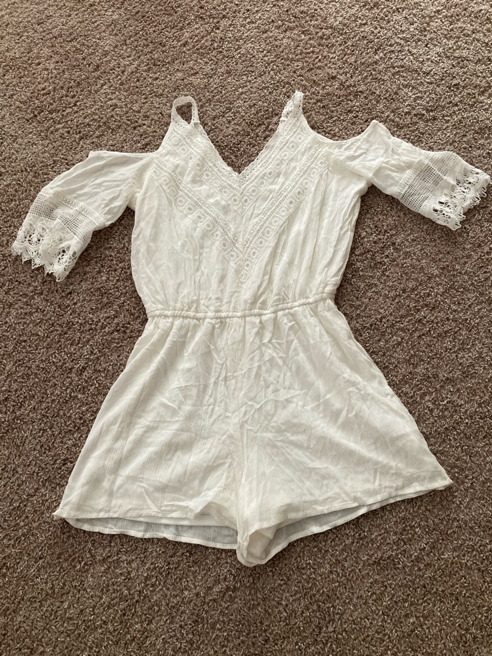 Maurices Fun, Breezy, White Lace-Trimmed Cold-Shoulder Romper, Medium